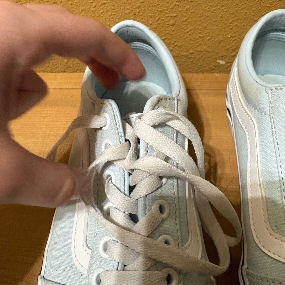 Light Blue Old Skool Vans Size 6 or 7 - Picture 3 of 4